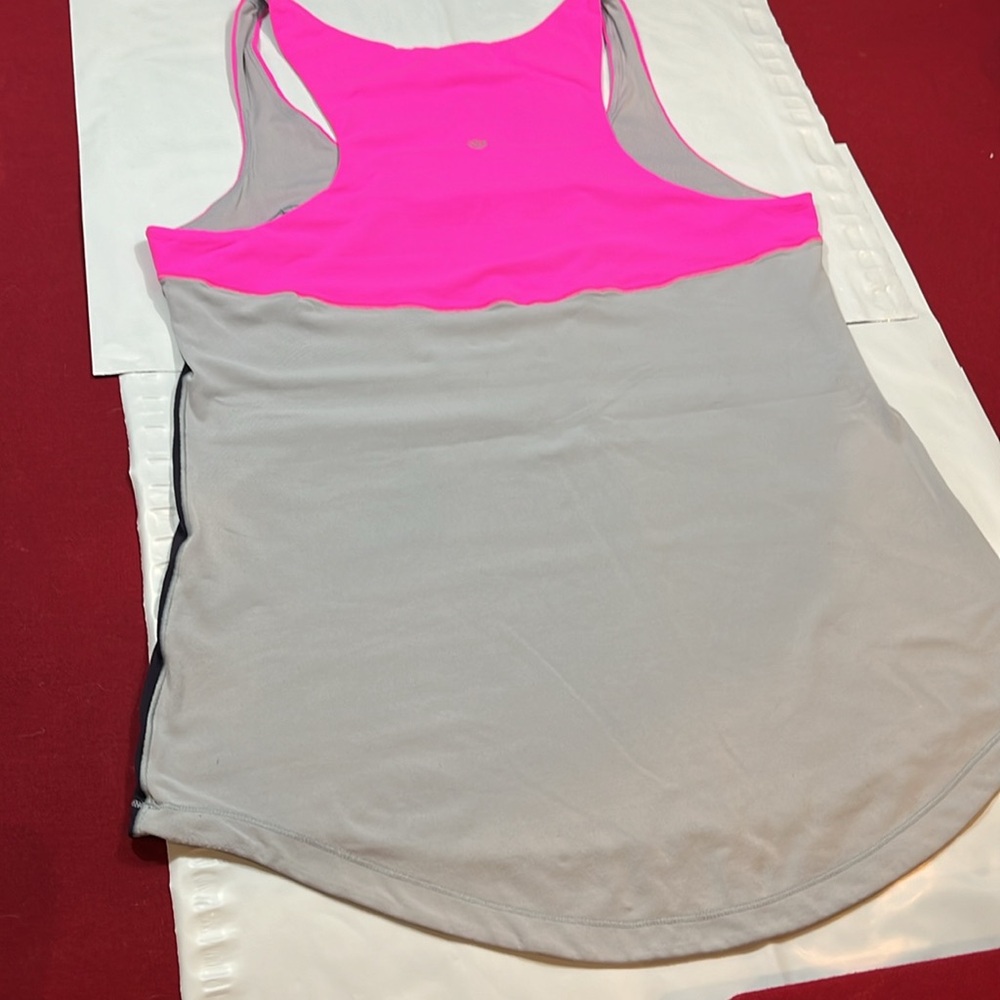 Lululemon First Base TANK TOP, bright Pink BLUE gray SOFT 18”pit to pit Medium M - Picture 10 of 10